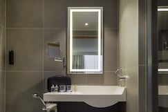 NOVOTEL GENEVE CENTRE - GENEVA, Geneva